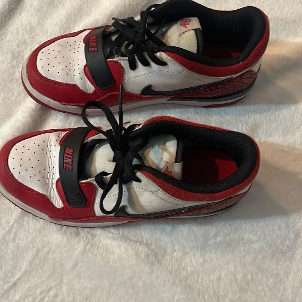 Air Jordan legacy size 3Y
